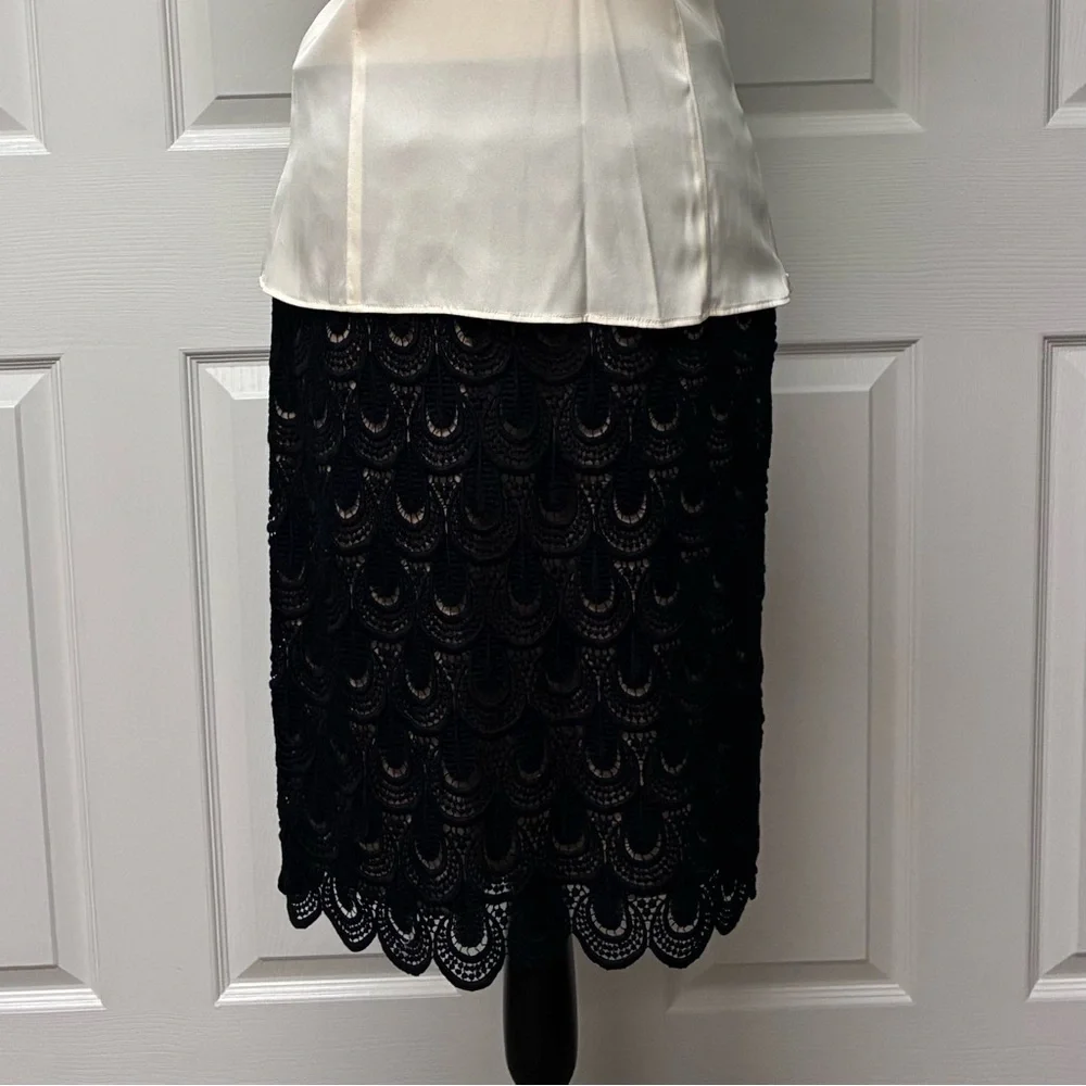 NWT Ann Taylor Black Guipure Lace Evening Skirt size 8 T